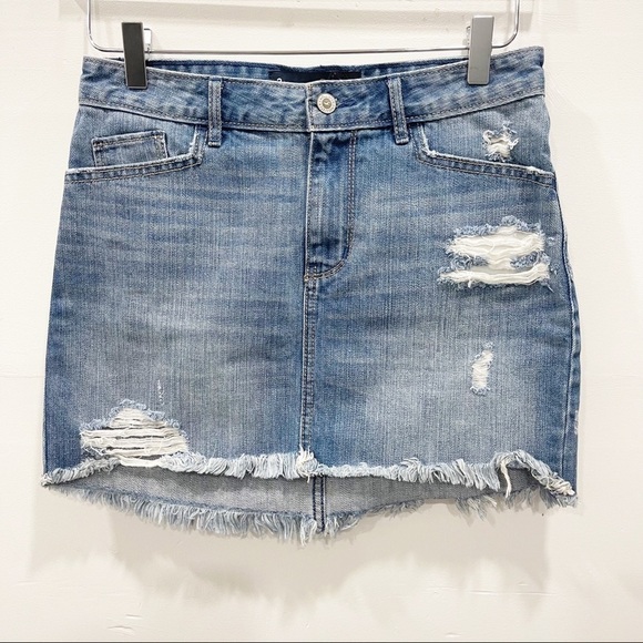 Hollister 5 Pocket Denim Mini Skirt Distressed Raw Hem Size 26 - Picture 1 of 11